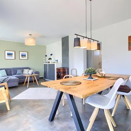 Apartament Newa